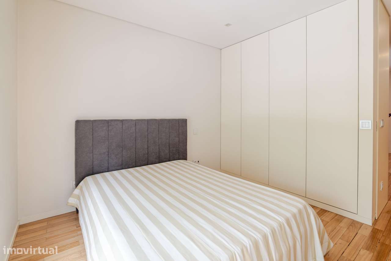 Moradia V4 em Braga,c/Suíte,Terraços e Garagem-8
