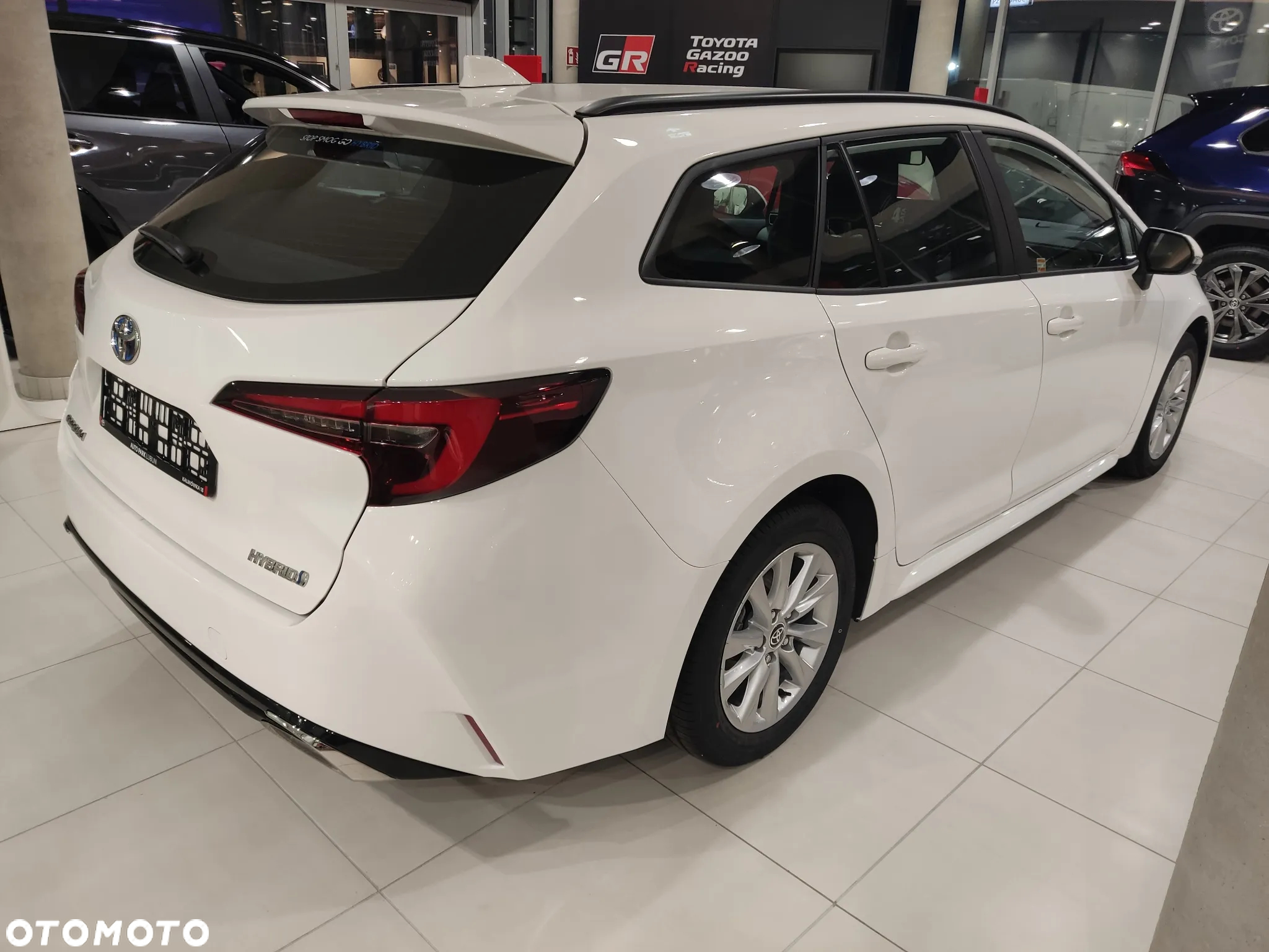 Toyota Corolla - 4