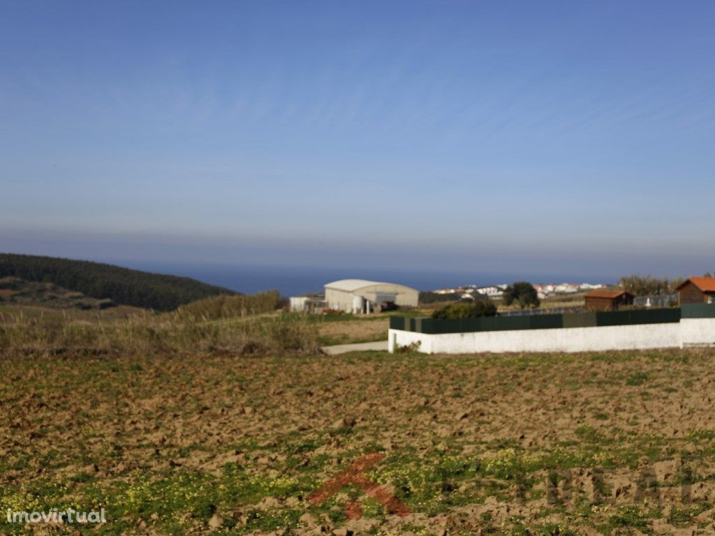 Terreno com Vista de Mar na Atalaia