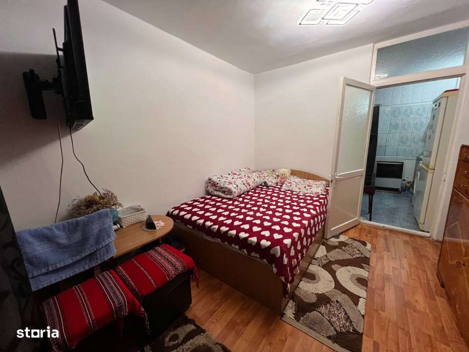 Camera de camin, 20mp, cartier Sarari, zona Liceul Henri Coanda - Imagine principală: 2/5