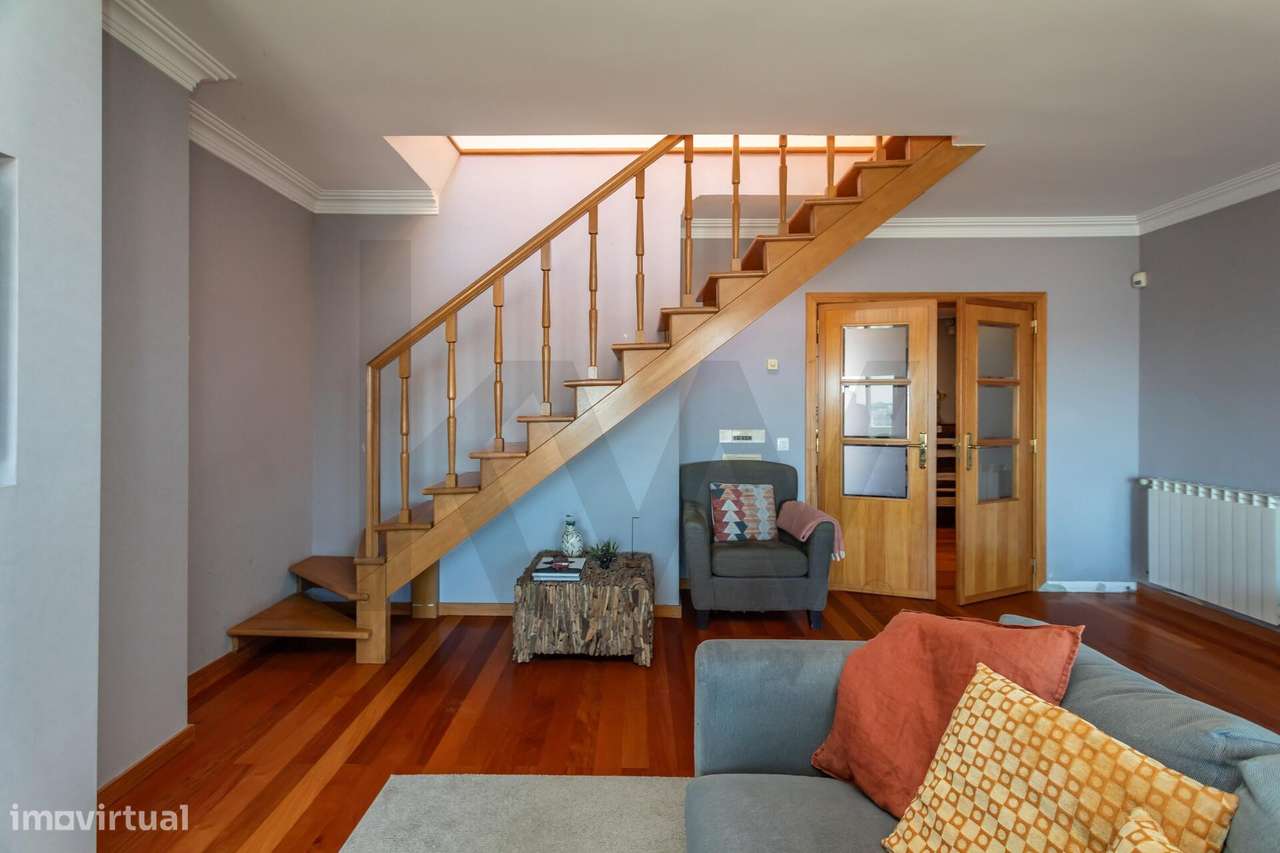 Apartamento Duplex no Buzano, S. Domingos de Rana-11