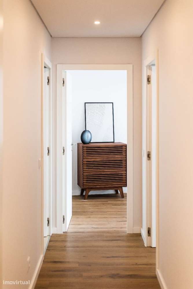 Apartamento T2 novo, com rentabilidade garantida nos Anjos-8