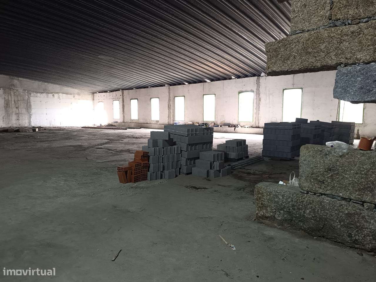 [VENDA] Complexo Industrial/Comercial Premium – Face à EN310-14