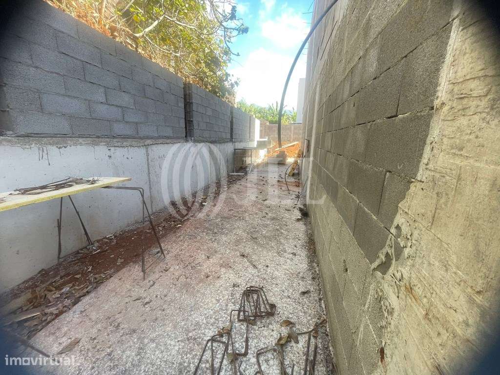 Moradia T3 com piscina e vista mar na Funchal, Madeira - Grande imagem: 5/23