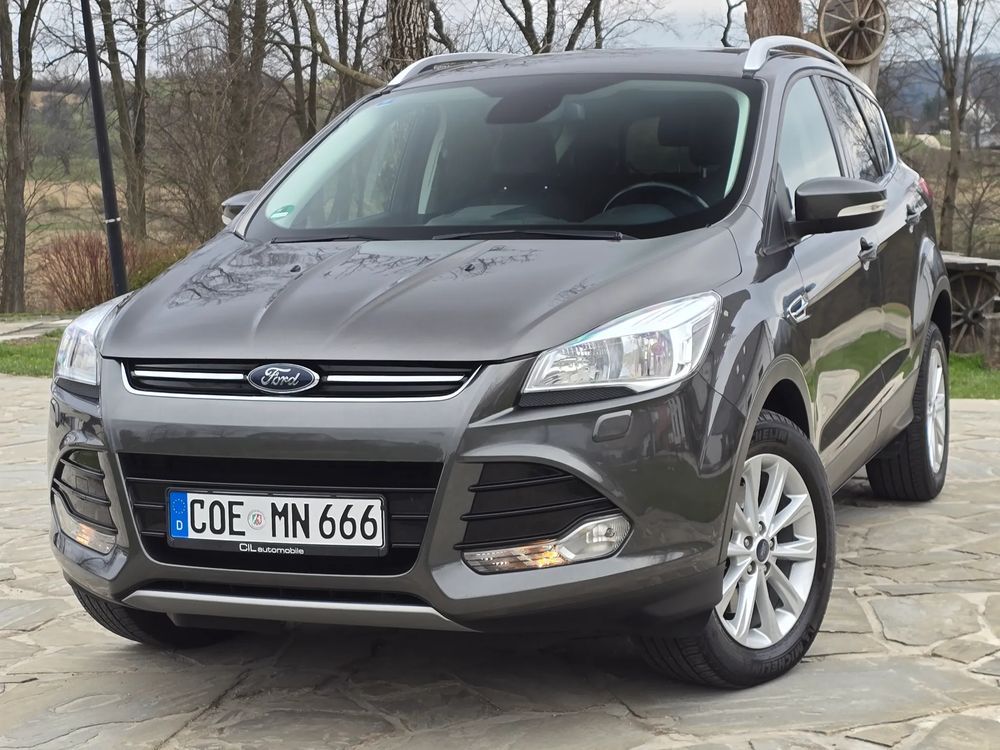 Ford Kuga II 2.0 TDCi 2x4 Titanium 2016