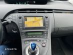 Toyota Prius 1.8 HSD Life - 12