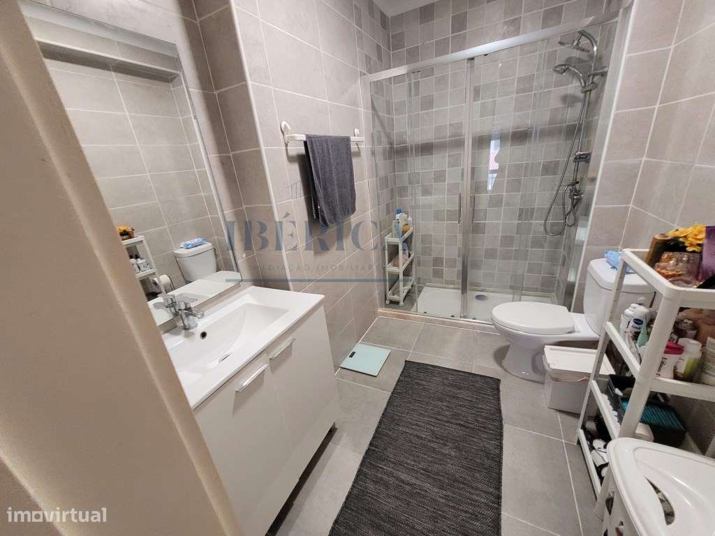 T3 Renovado com Garagem em Canidelo - Gaia-34