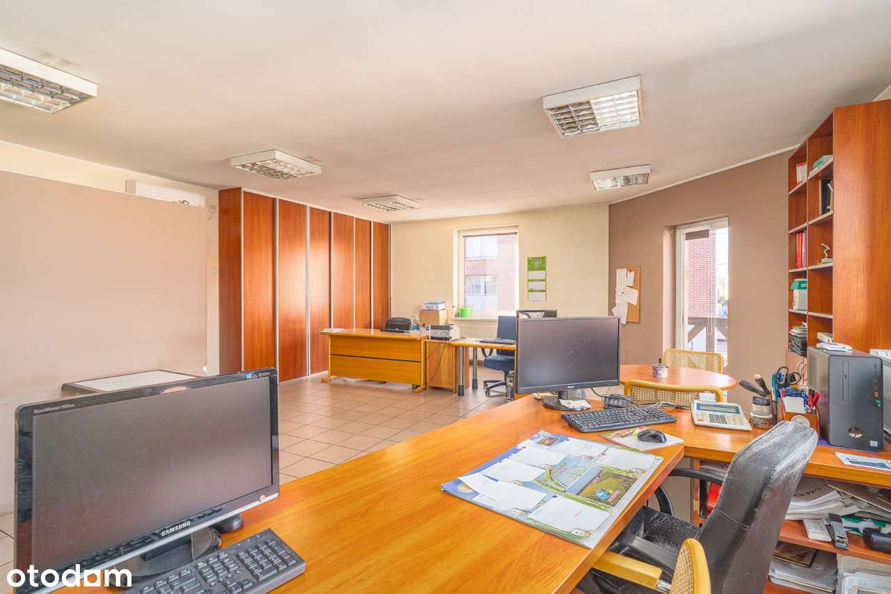 Budynek produkcyjno-usługowo-mieszkalny w sercu Pleszewa – Rynek-13