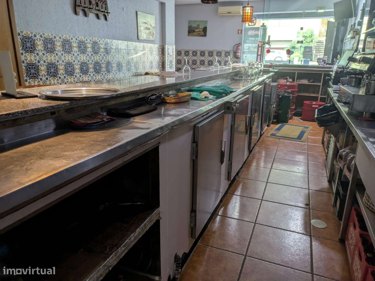 Oportunidade - Trespasse Restaurante - R. Costa Cabral - Grande imagem: 2/5