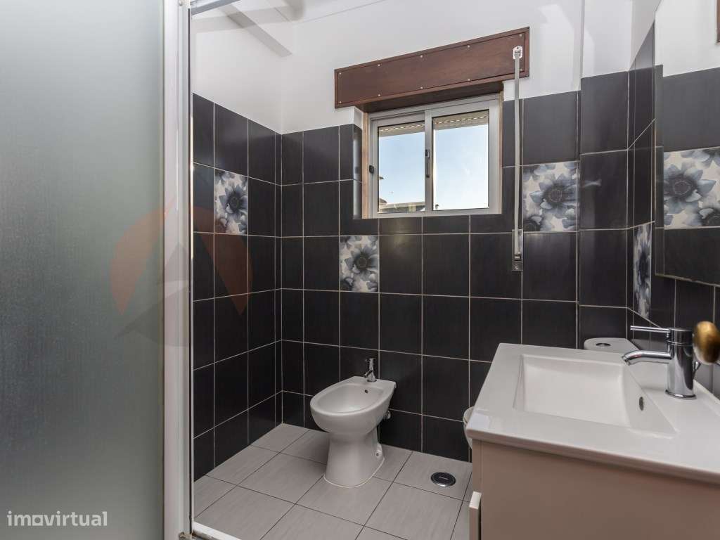 Oportunidade Imperdível, Ideal para investimento ou habitação.-13