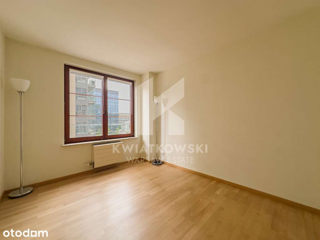 Doskonała lokalizacja 3-pokojowy apartament 105 m²-1