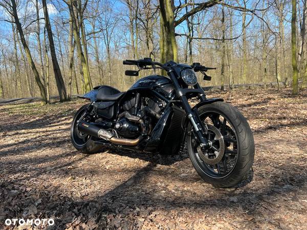 Harley-Davidson V-Rod Night Rod - 2