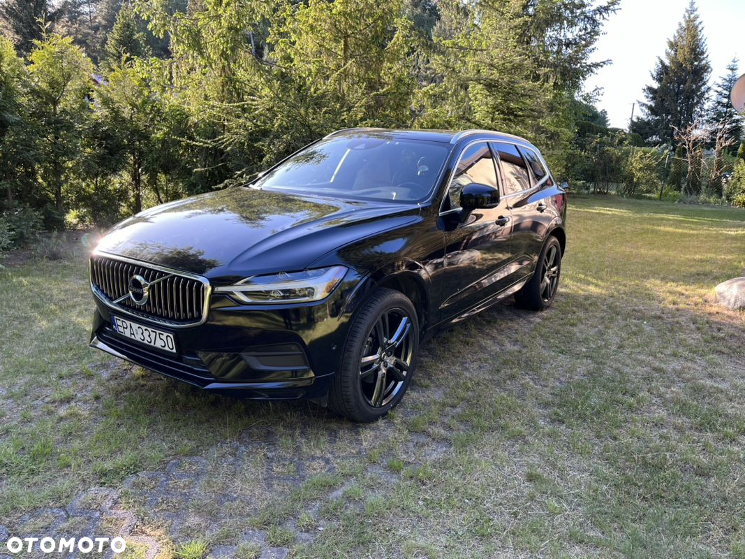 Volvo XC 60 T5 AWD Momentum - 2