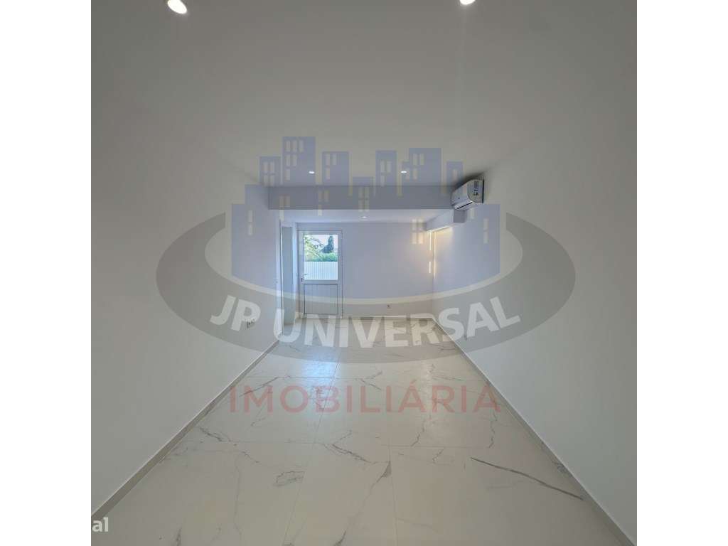 Vende se Apartamento T2 Albufeira-21