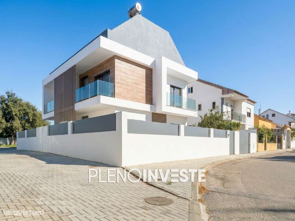 Moradia V3 com piscina Nova construção em Pinhal de Frades-32