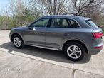 Audi Q5 2.0 40 TDI quattro S tronic Sport - 4