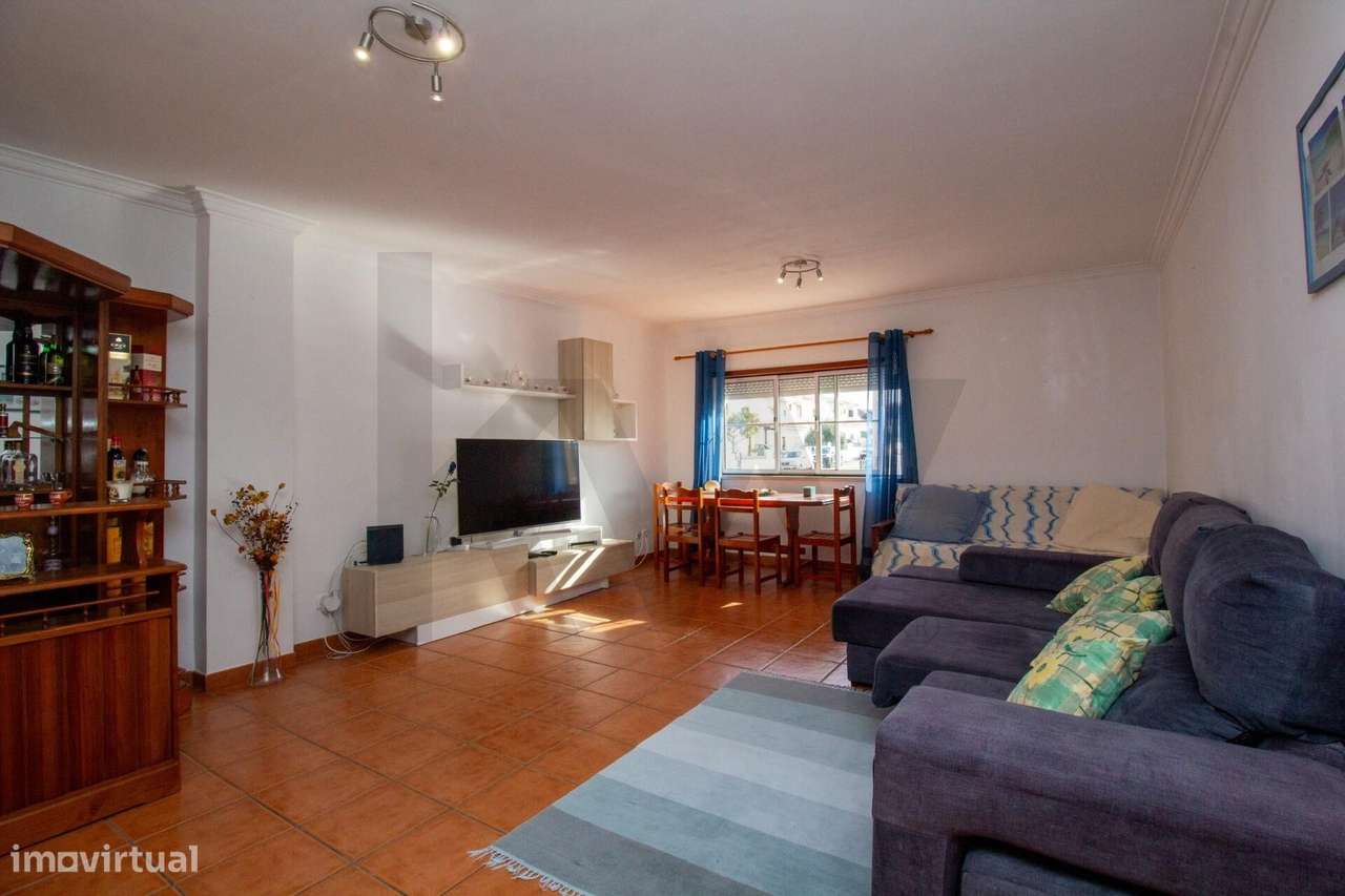 Apartamento T2 com garagem e arrecadação – Alpiarça - Grande imagem: 3/19