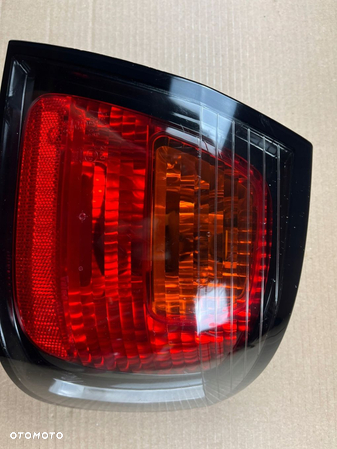 nissan primera p11 hb lift lampa prawa tył tylna europa 89026084 265509F605 - 5