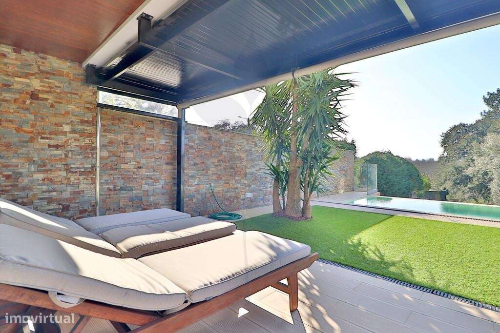 Venda Moradia Geminada Palmeira T4-47