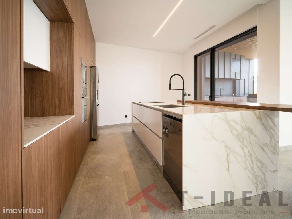 Apartamento T3 no Centro da Lourinhã - Grande imagem: 5/54