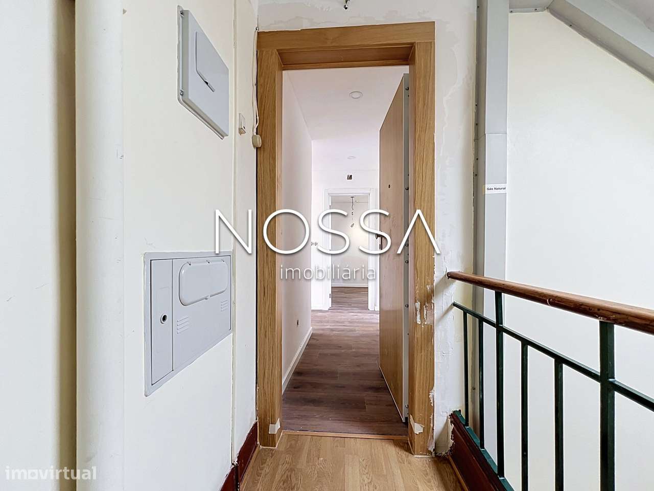 Elegante Apartamento T2 Totalmente Remodelado-28