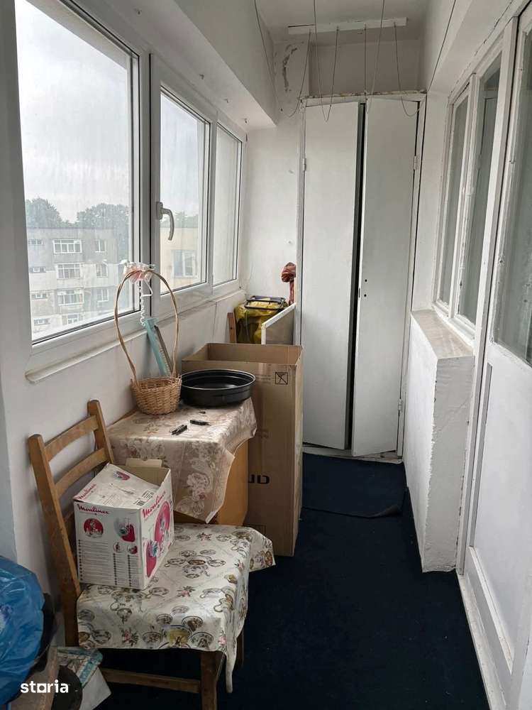 De vanzare 4 camere, zona ultracentrala, etaj intermediar, 68.900 euro - Imagine principală: 5/5