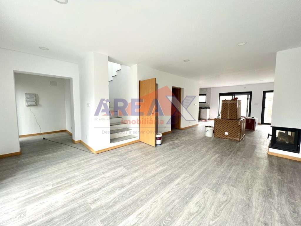 Moradia em banda, T3. Pronta a habitar! - Grande imagem: 5/31