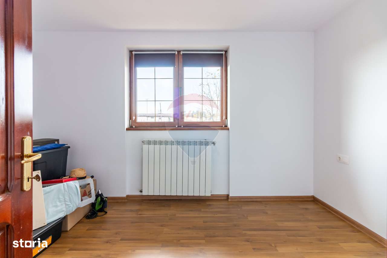 Casă finalizată, 278 mp teren 2305 mp Pleașa, Bucov, Ploiesti-12