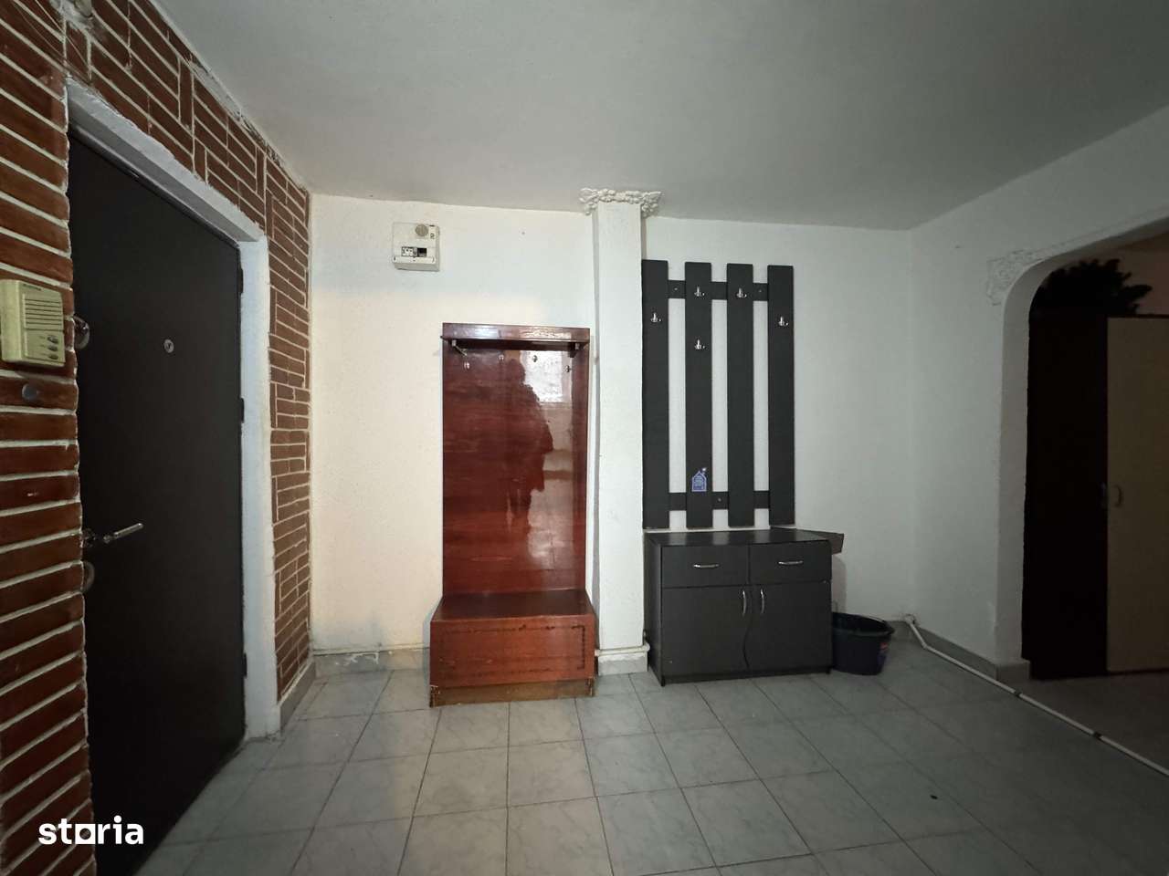 3 cam, 74 mp. decomandat, fara imbunatatiri, et.4, acoperis, Cuza Voda-18