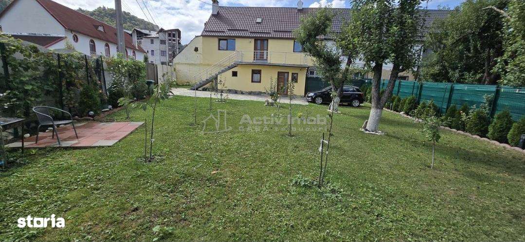 Casa - 2 apartamente - Rasnov-0