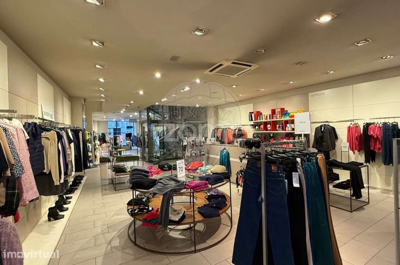 À Venda Prédio com-16