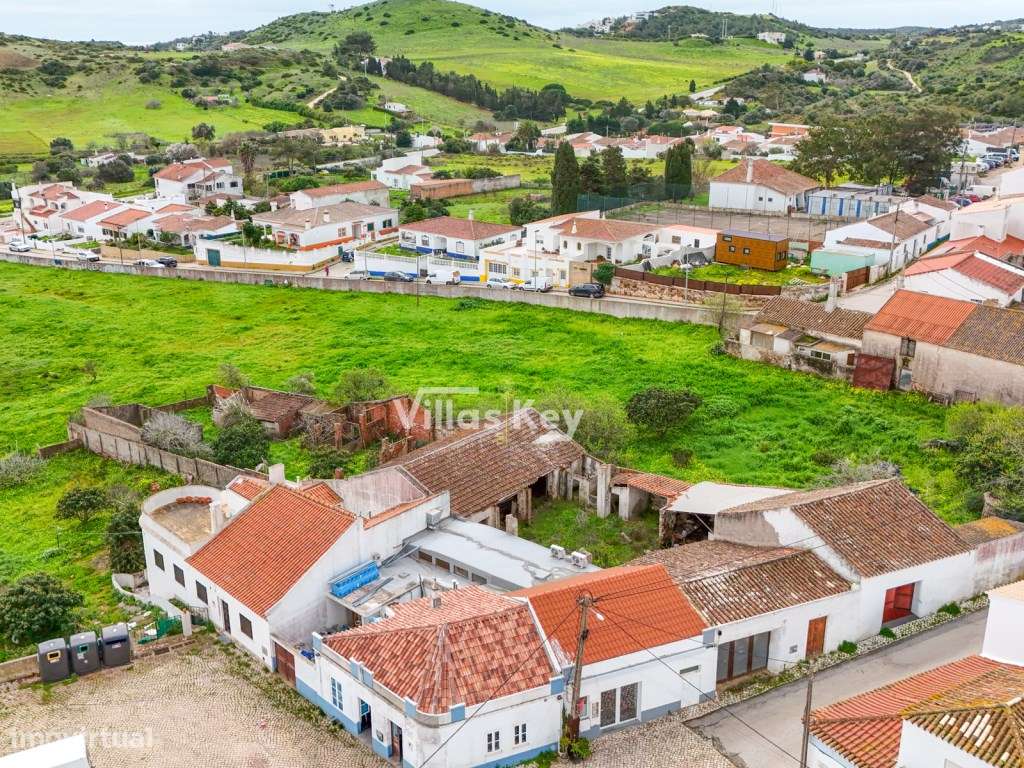 Terreno 795m² em Budens Armazém p/ Recuperar ou Projeto de Moradias...-5