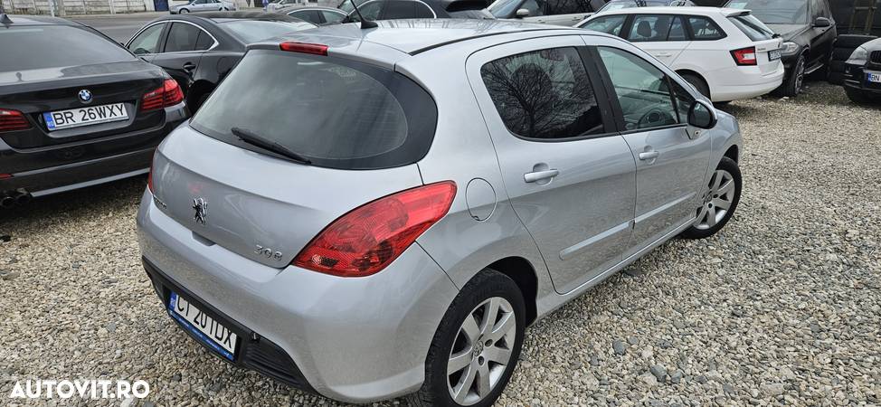 Peugeot 308 1.6HDi Confort Pack - 15