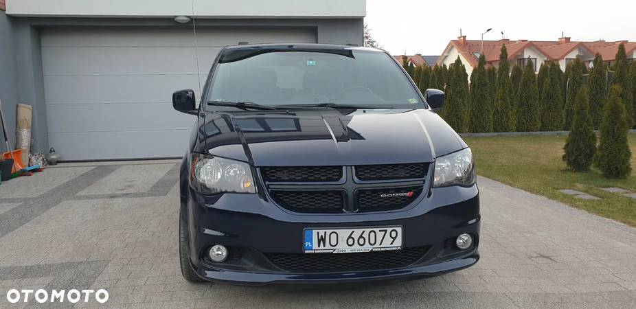 Dodge Grand Caravan 3.6 R/T - 7