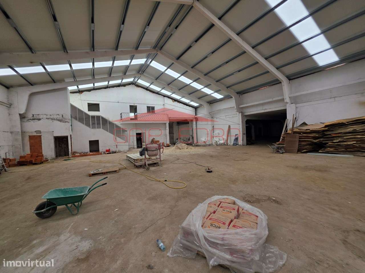 Pavilhão  Zona Industrial Maceda acesso a TIR escritórios parqueamento - Grande imagem: 4/17