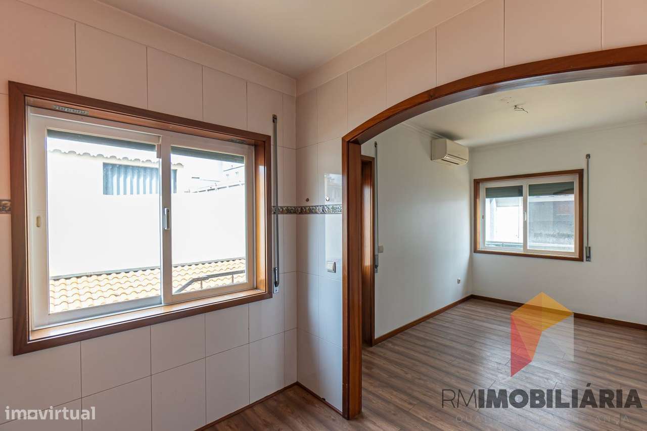 Moradia T4 em Fânzeres-16