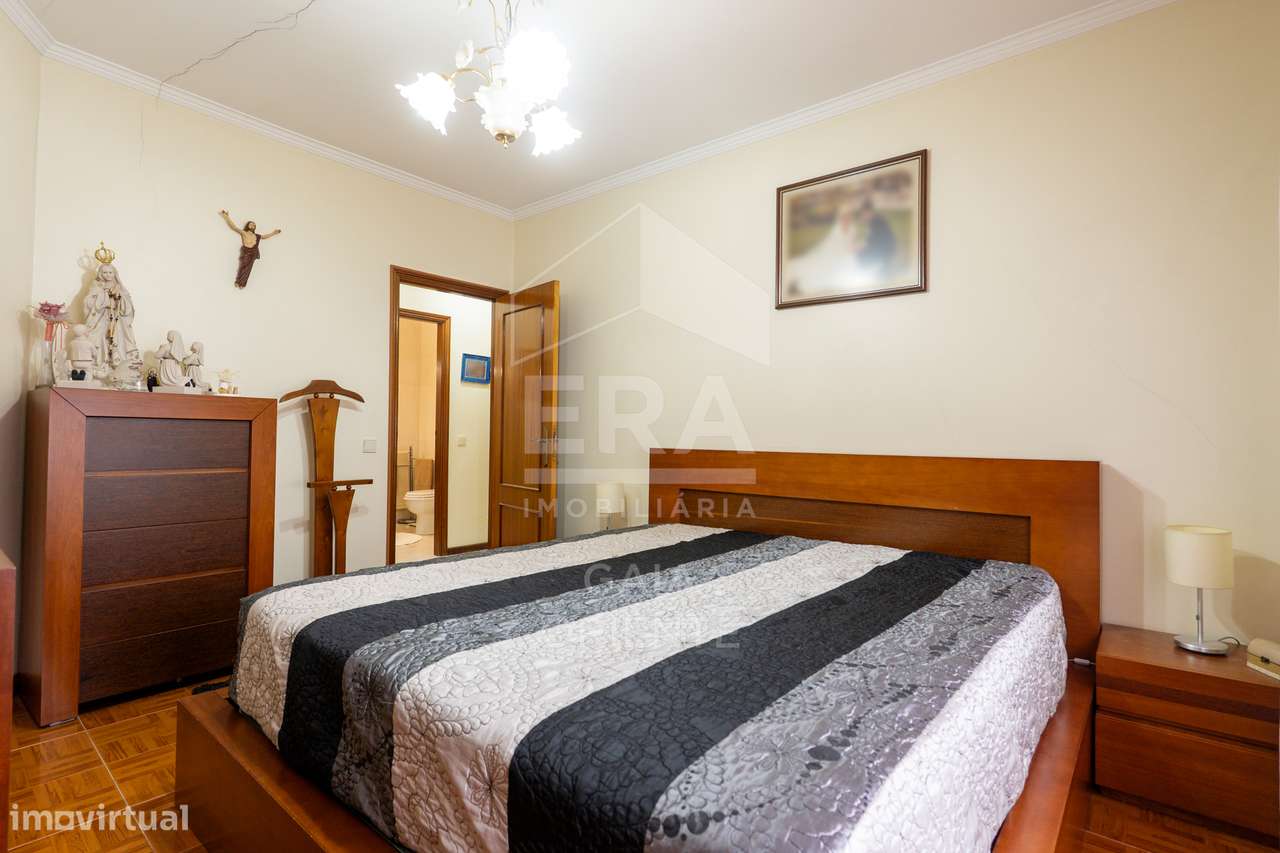 T1+1 com garagem fechada em Pedroso-22