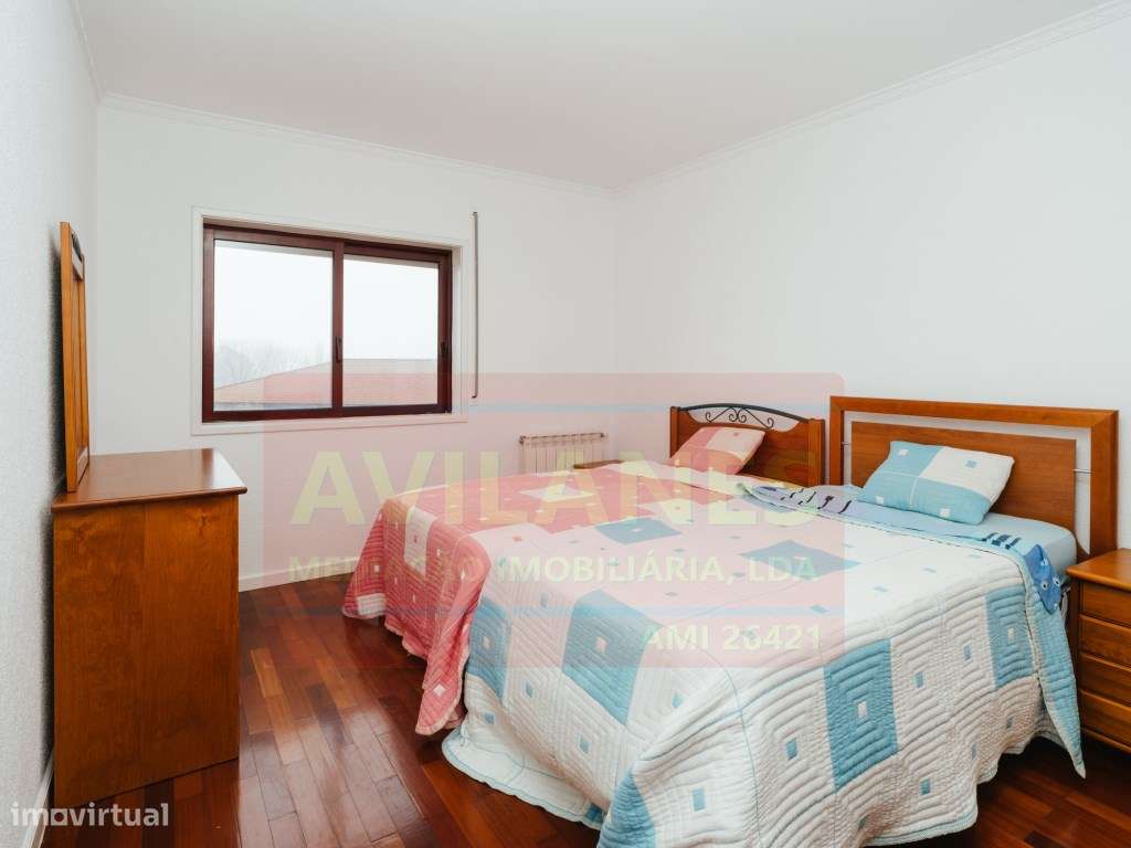 APARTAMENTO T3 RECUADO - LOBÃO-40