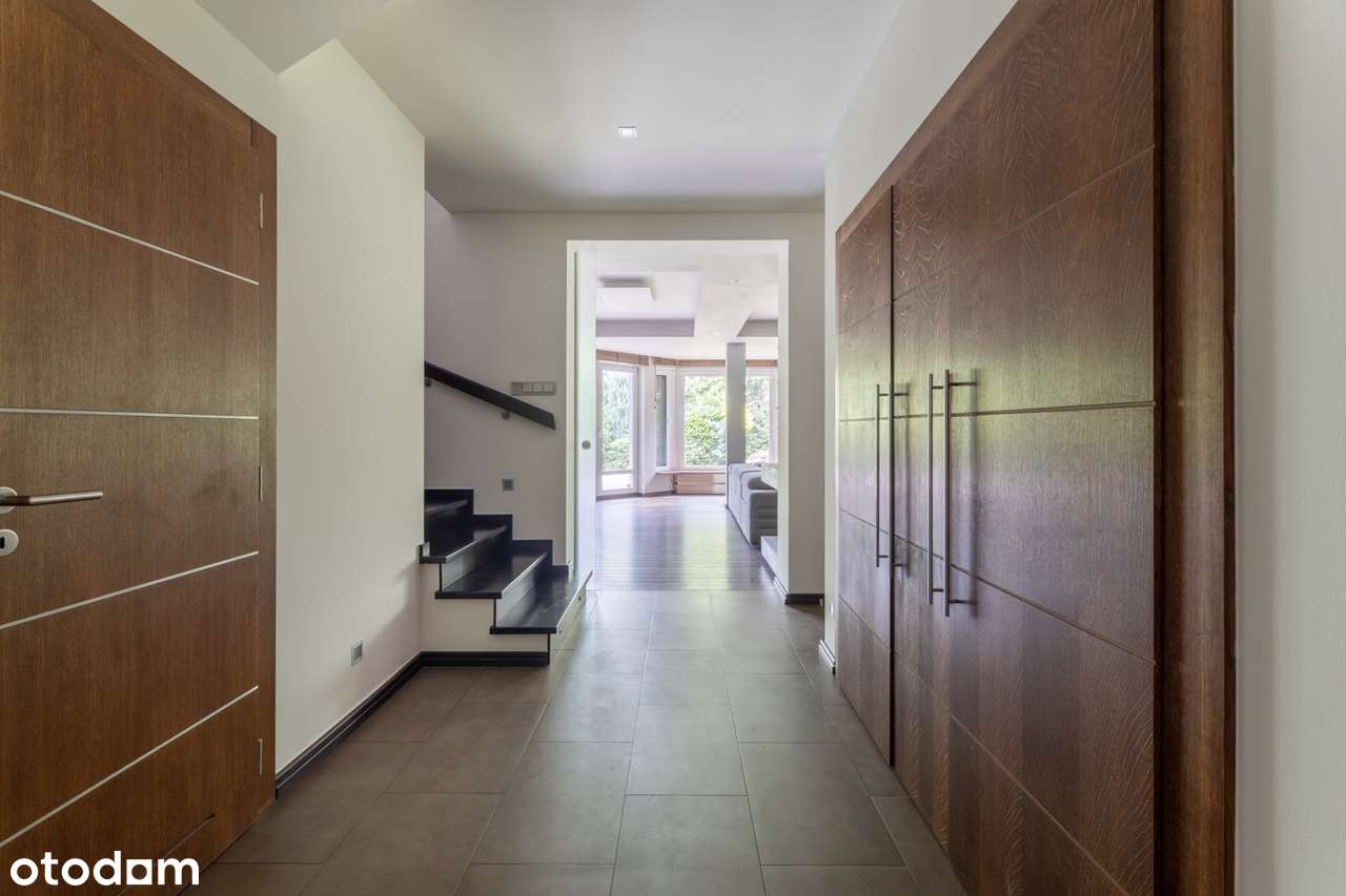 Dom na zamkniętym i strzeżonym osiedlu Zielonym w Chybach-7