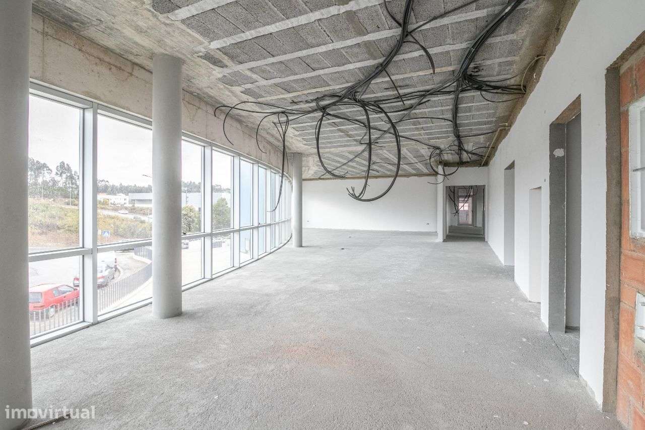 Unidade Fabril Nova em Zona Industrial-9