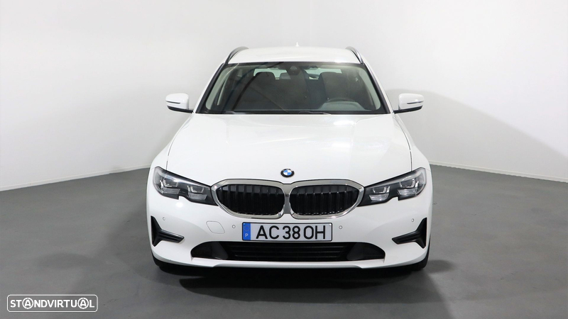 BMW 318 d Touring - 8