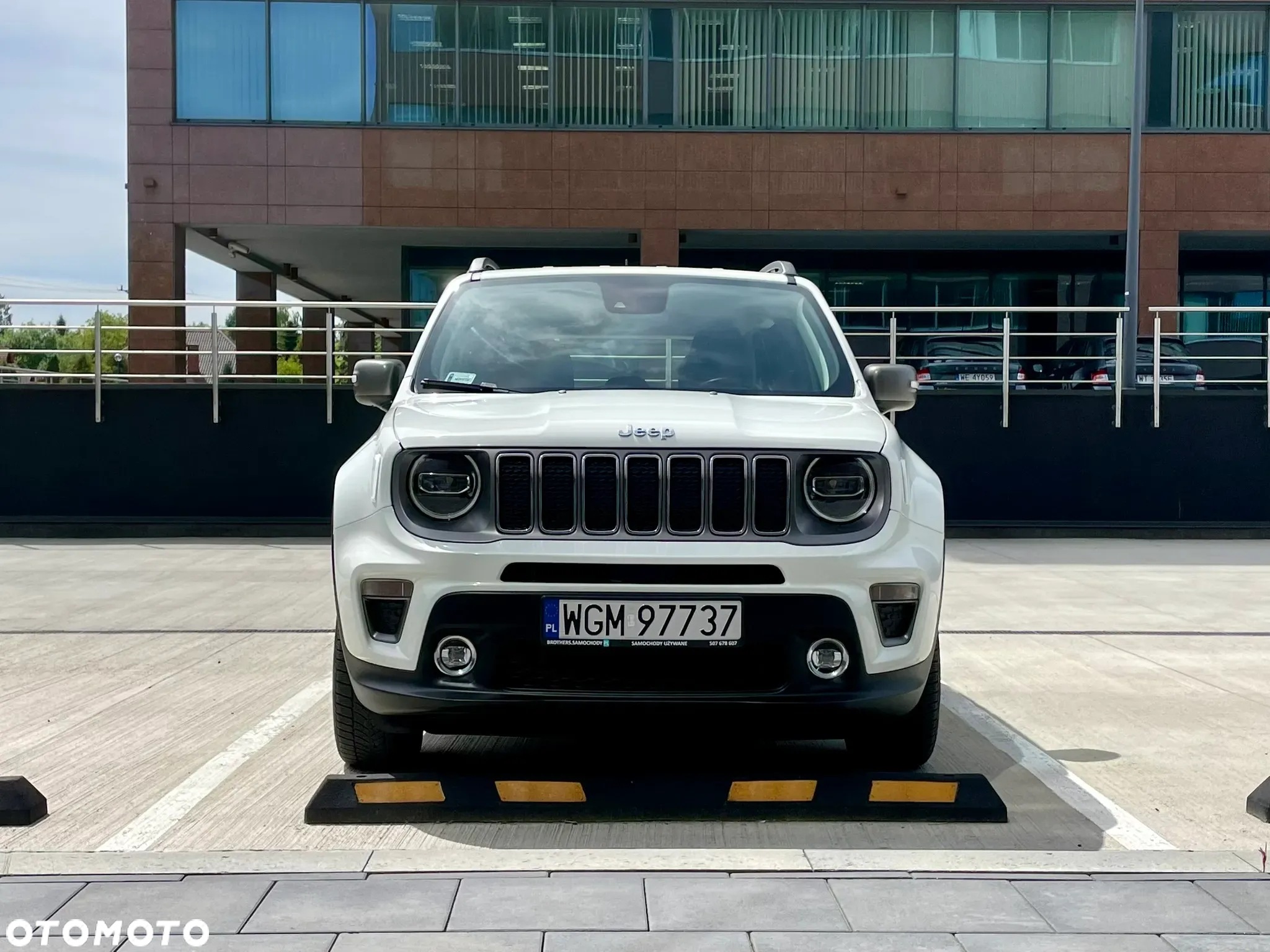 Jeep Renegade - 14