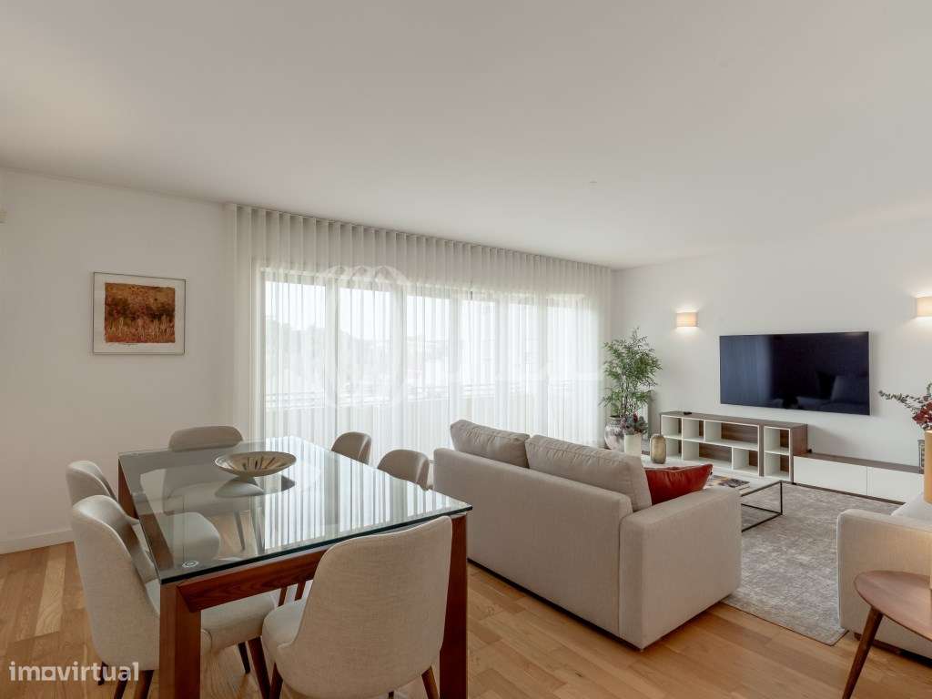 Apartamento T3 com garagem, em Benfica, Lisboa - Grande imagem: 3/30