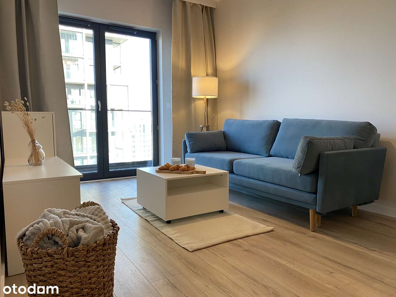 Komfortowy apartament 2-pokojowy z balkonem | Pierwsza Dzielnica |