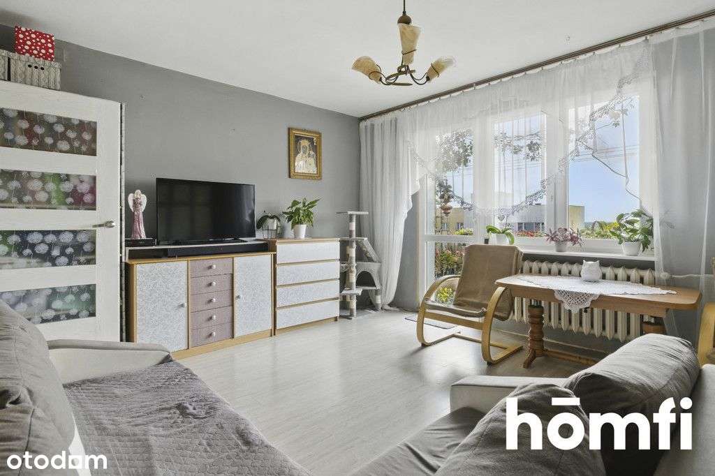 Przestronne mieszkanie w spokojnej okolicy - Pełny obrazek: 2/20