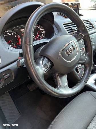 Audi Q3 1.4 TFSI S tronic - 12