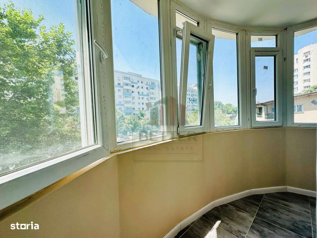 Apartament 3 camere renovat, 280 m metrou Apărătorii Patriei-10