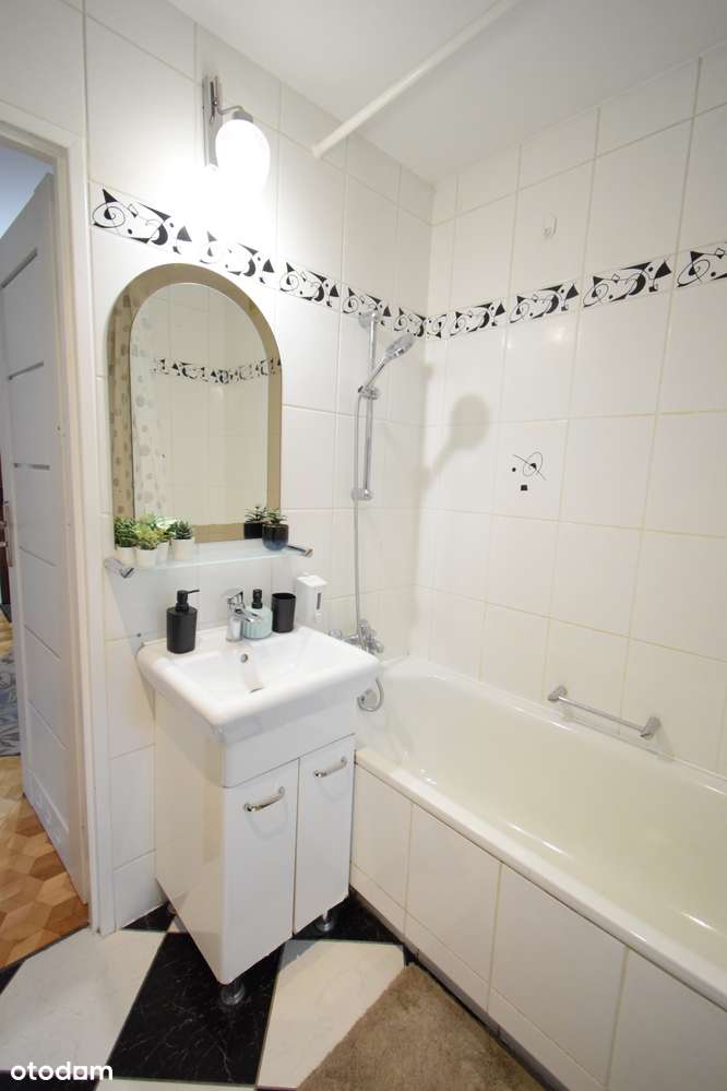 Kameralny budynek 3 pokoje ul. Zachodnia Nowe Miasto-15