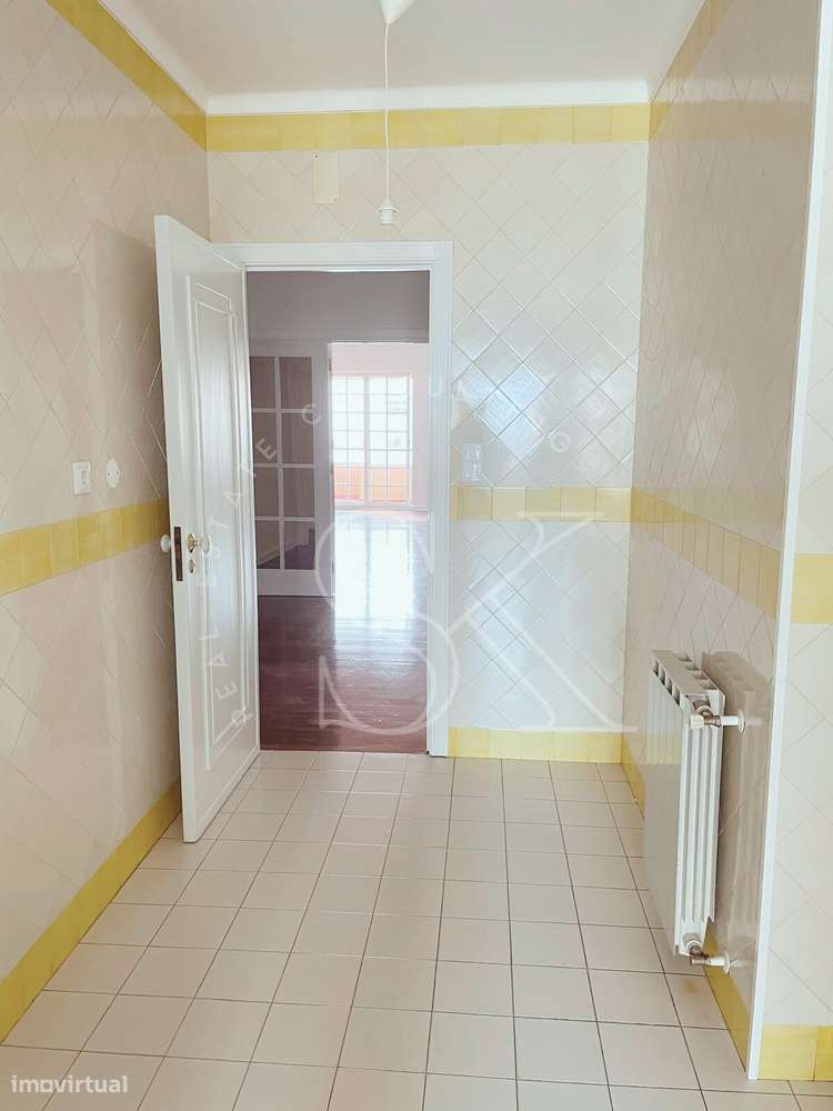 T3 em Condomínio Privado com piscina-15