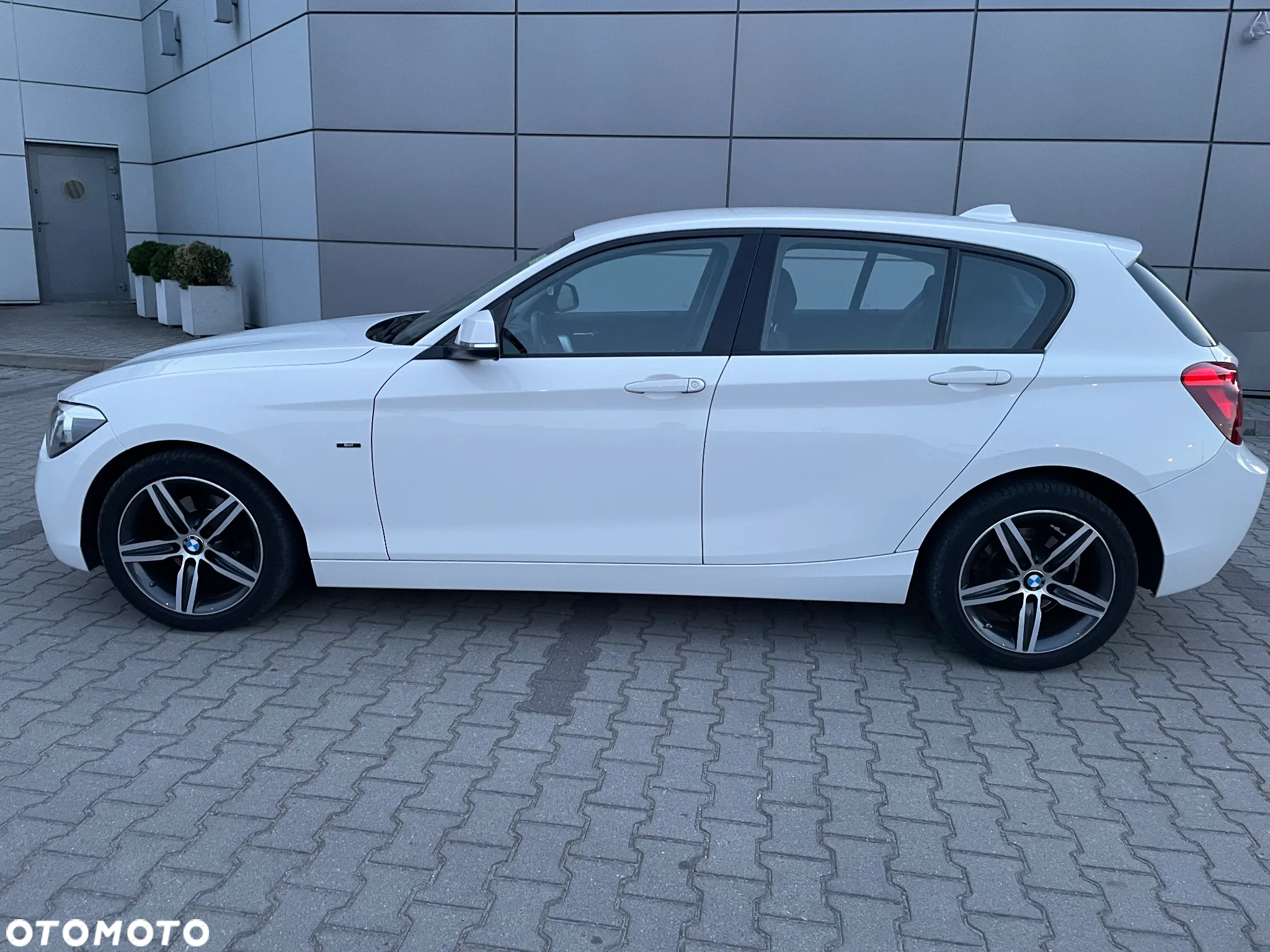 BMW Seria 1 118i - 9